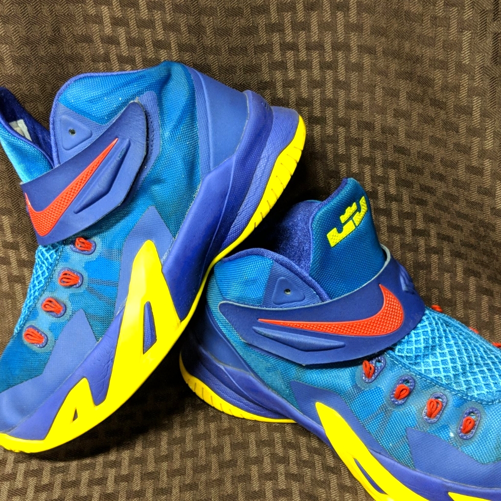 Nike Lebron